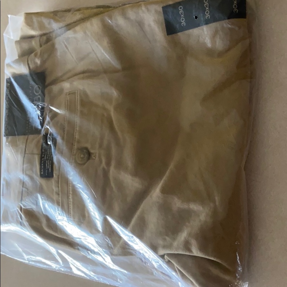 Banana Republic Emerson Chino